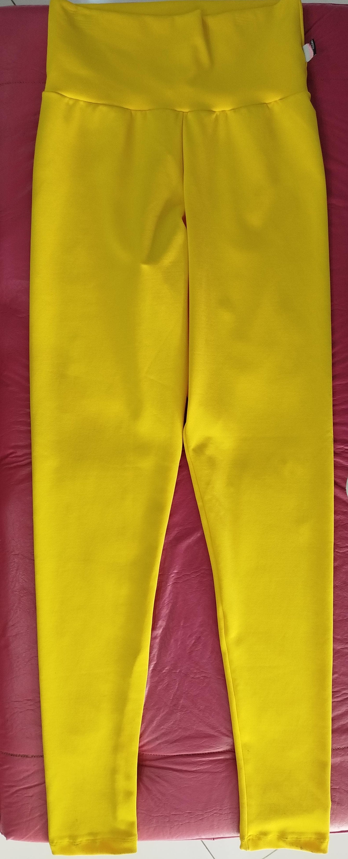 Legging amarela Kaisan Modas