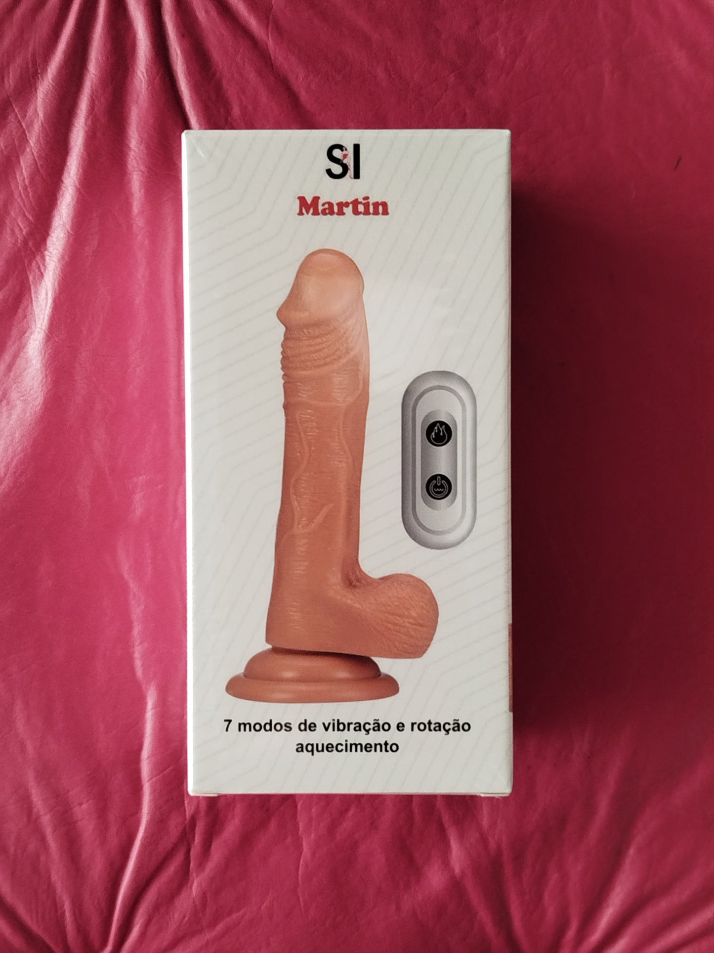Penis em cyberskin com controle remoto, com aquecimento e 7 modos de vibração Vip Mix