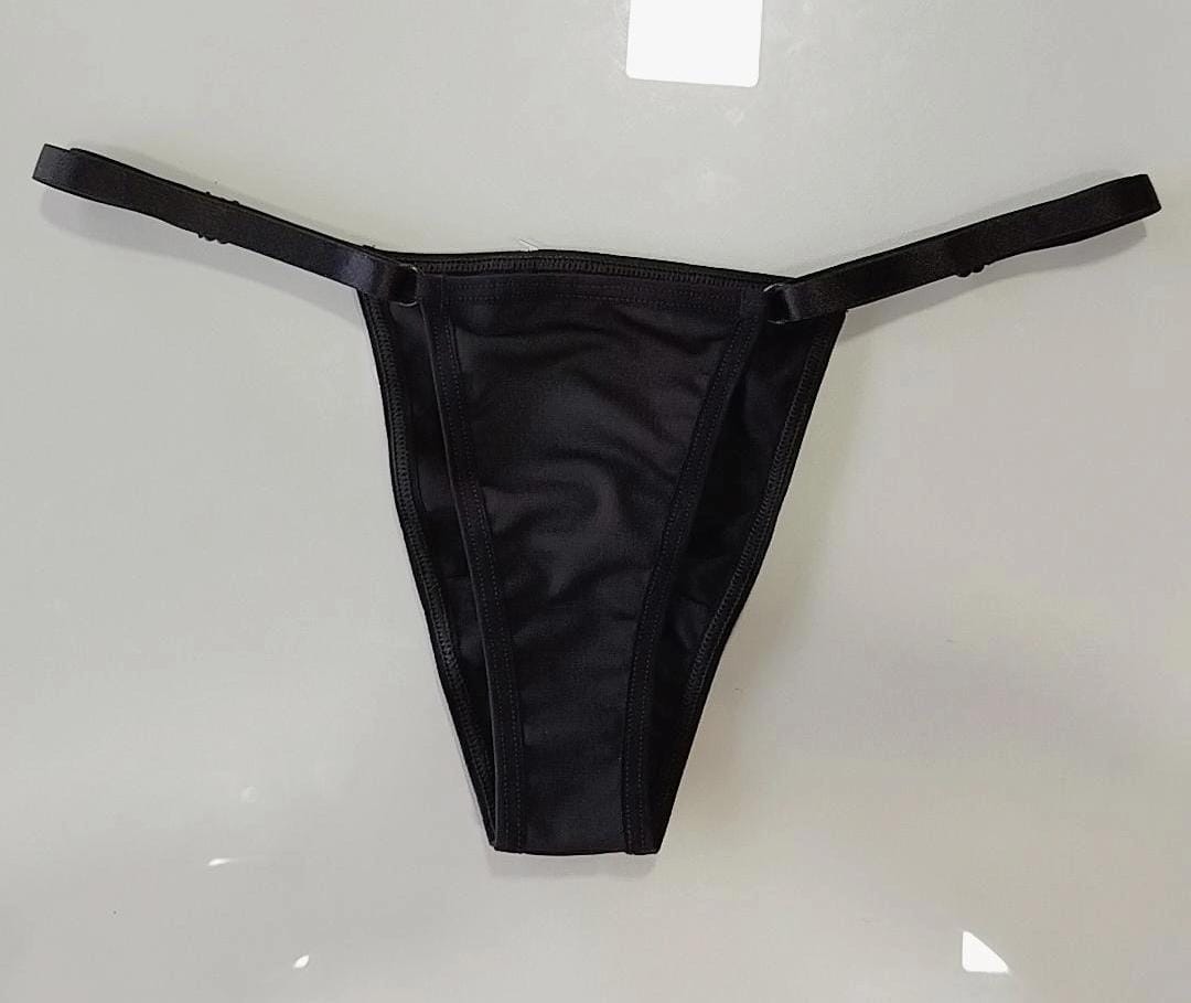 Tanga sexy "Você chegou ao seu destino" preta Patitex