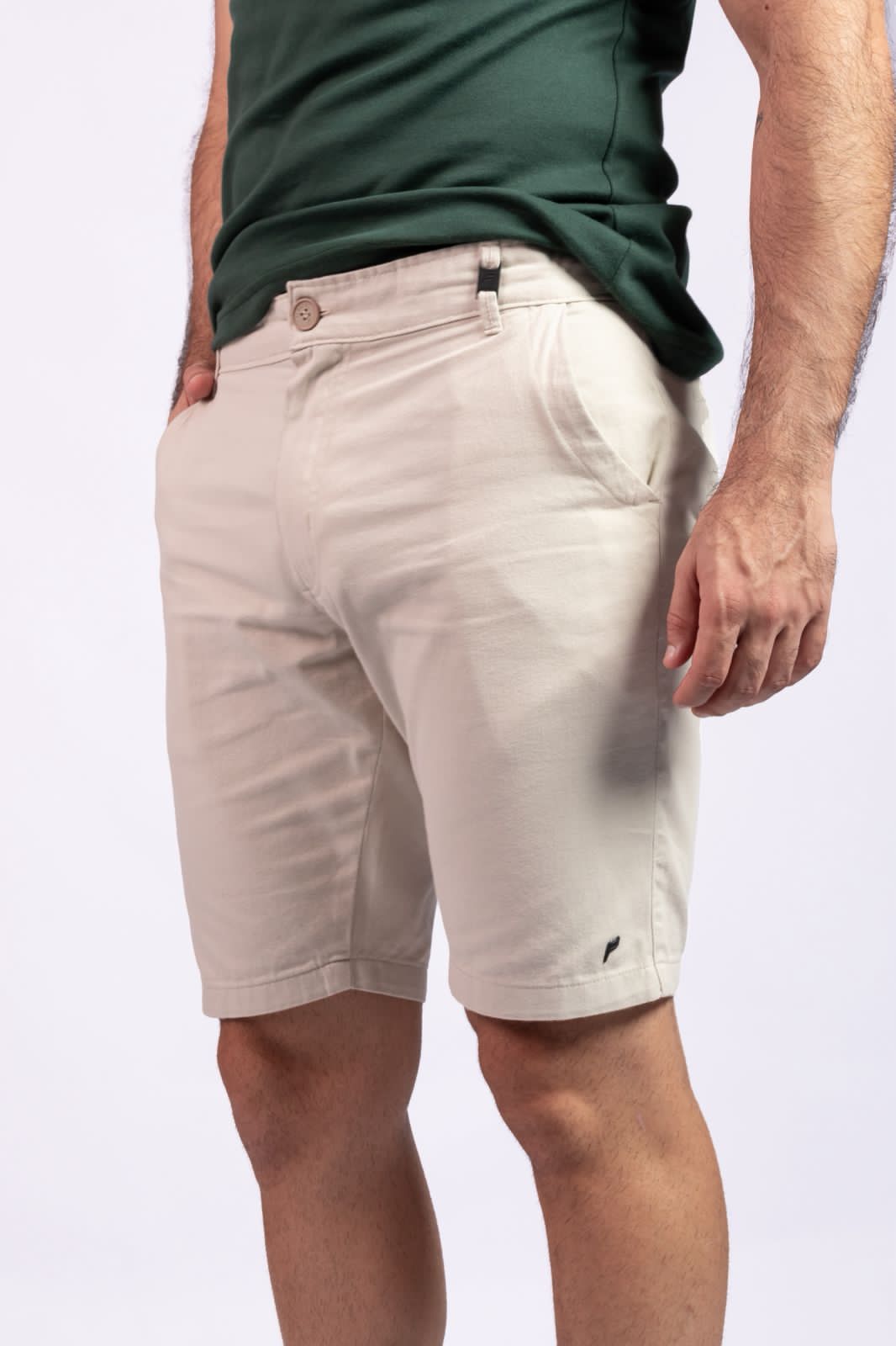 Bermuda sarja sortida Florenc