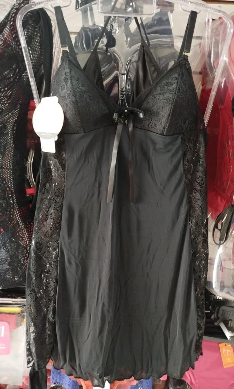 Camisola More com bojo aberta na lateral