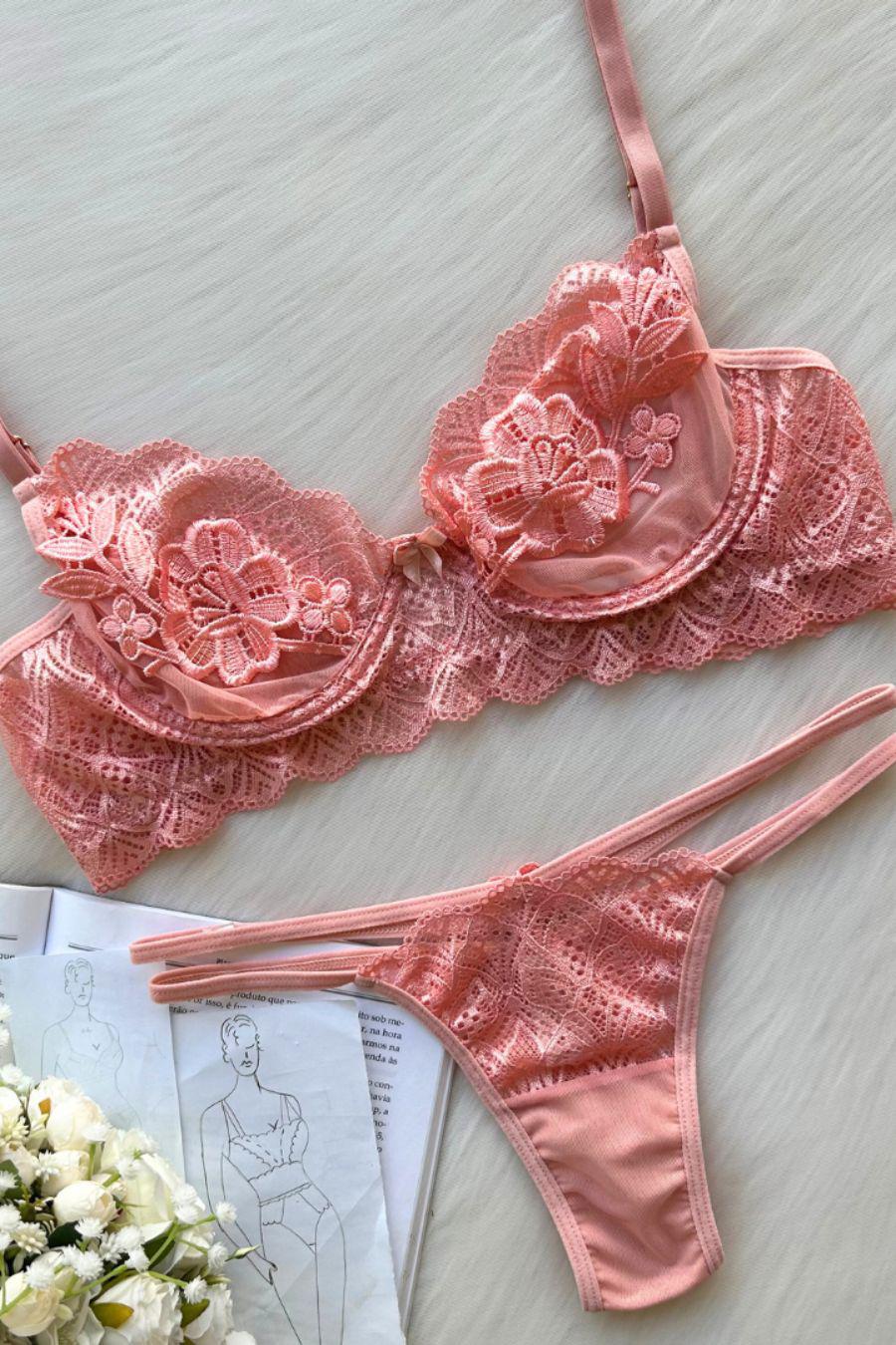 Conjunto Brenda- lingerie sensual rendada com tule e guipure Del Laras