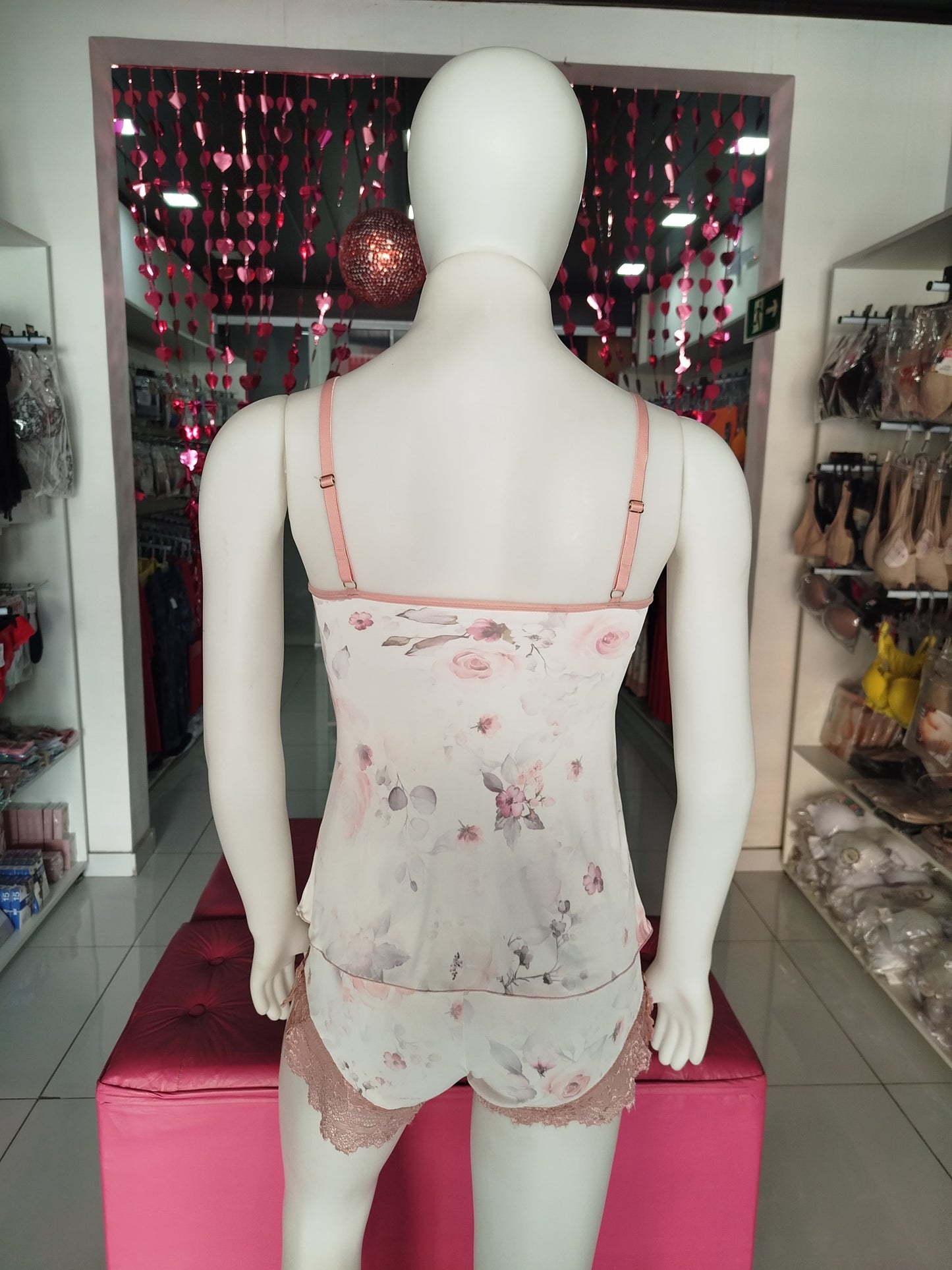 Baby doll  rosa e branco Del Valle