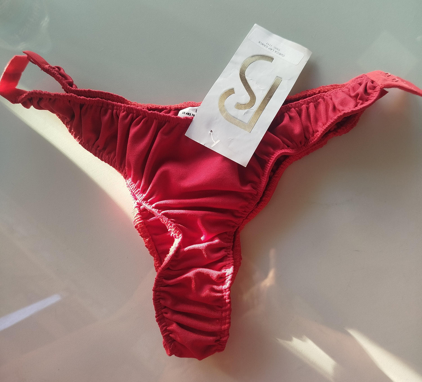 Cueca lap dance vermelha Pimenta Sexy