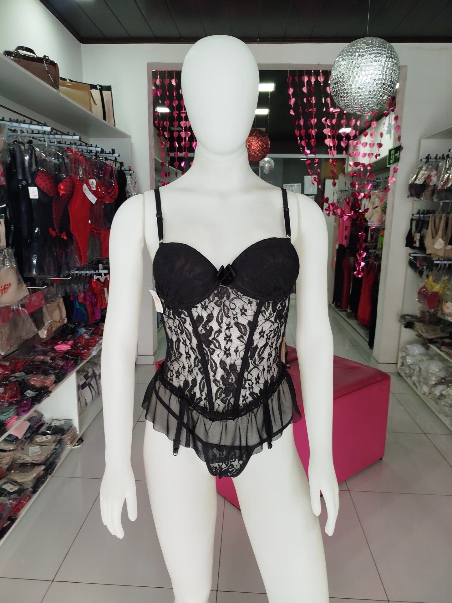 Espartilho em renda preto