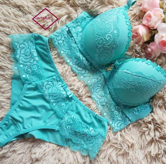 Conjunto Verde Intimus